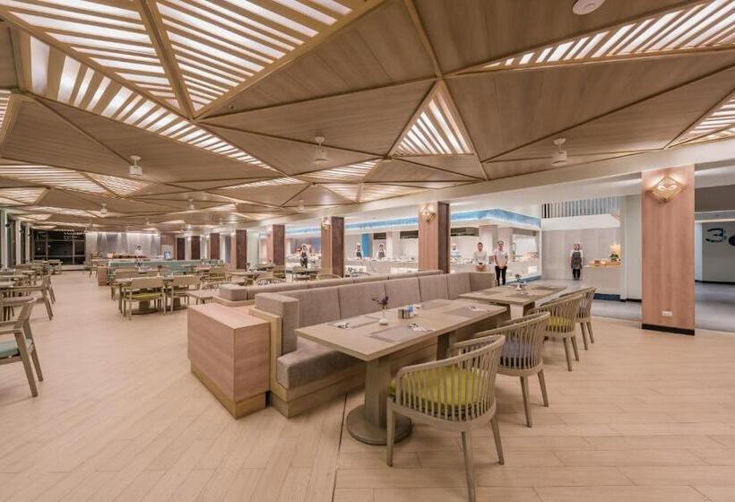 Oceanfront Beach Resort   Sha Extra Plus