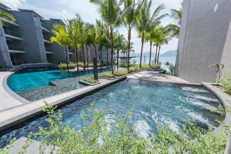 Oceanfront Beach Resort   Sha Extra Plus