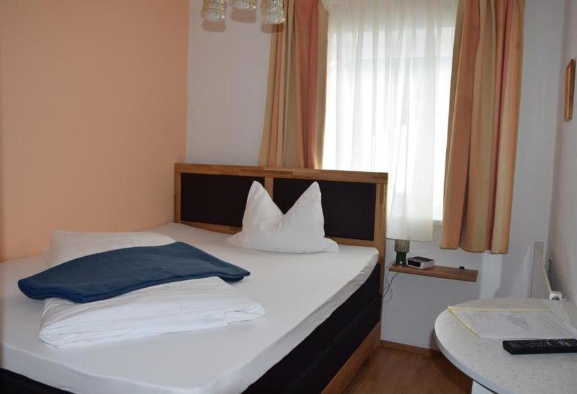 ペンション Alpengasthof Eichtbauer