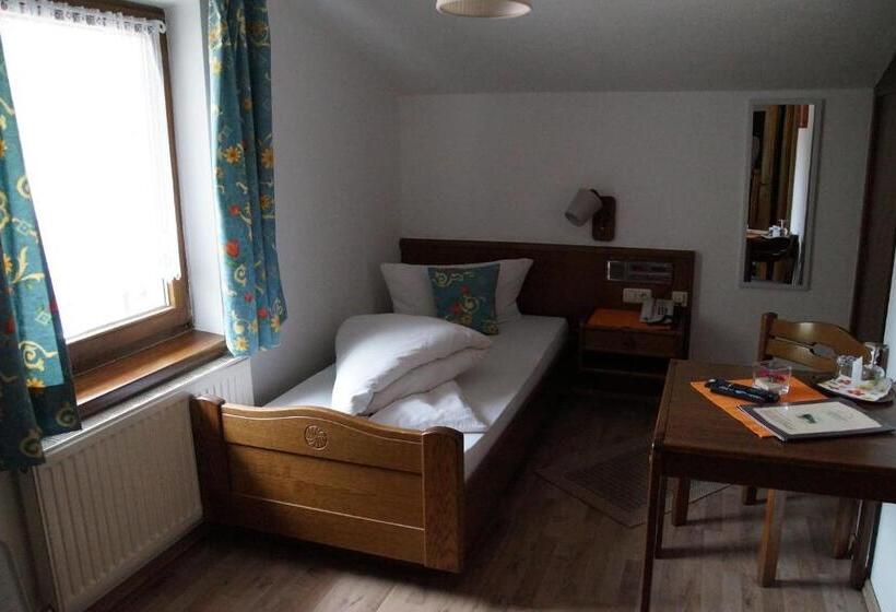 پانسیون Gasthof Zur Einkehr