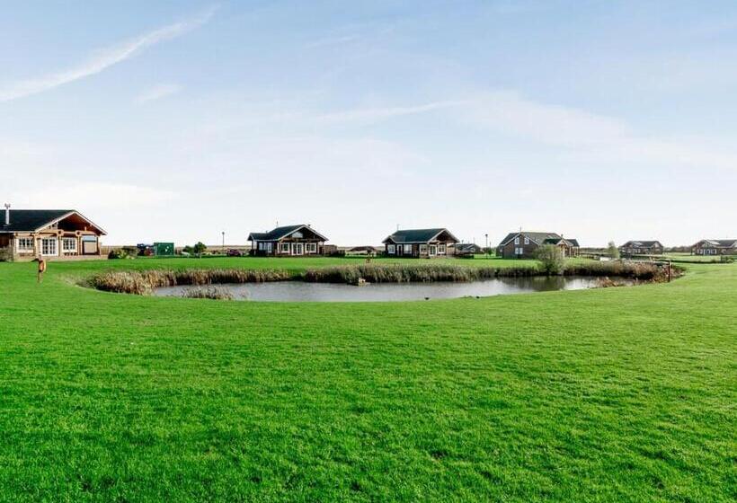 Курорт Hornsea Lakeside Lodges