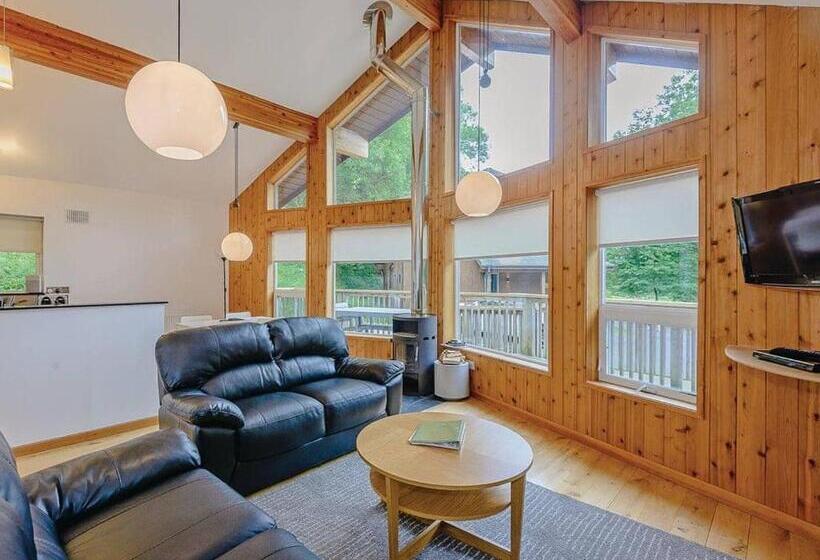 리조트 Penvale Lakes Lodges
