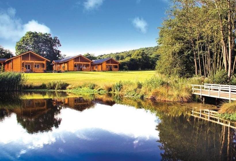 منتجع Woodside Lodges Country Park