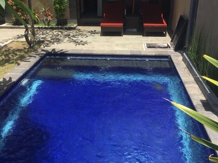 Villa Twin Lovina