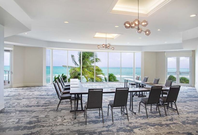 Doubletree Resort & Spa By Hilton Ocean Pointn. Miami Beach