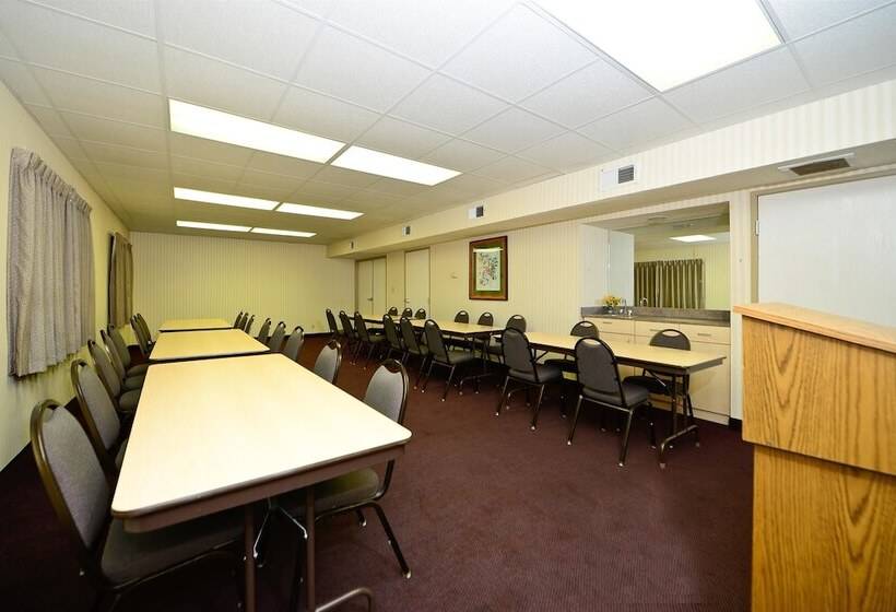 هتل America S Best Value Inn And Suites   Jackson