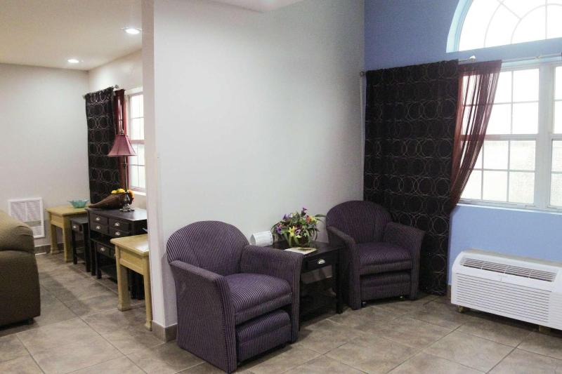 هتل America S Best Value Inn And Suites   Jackson