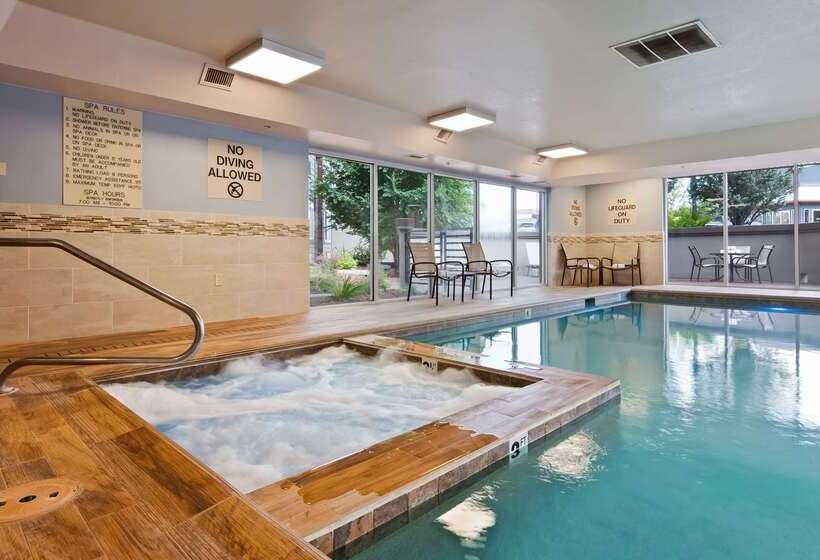 هتل Best Western Plus Peak Vista Inn & Suites