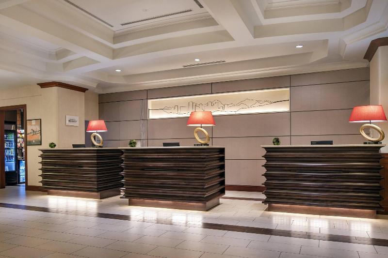 هتل Denver Airport Marriott At Gateway Park