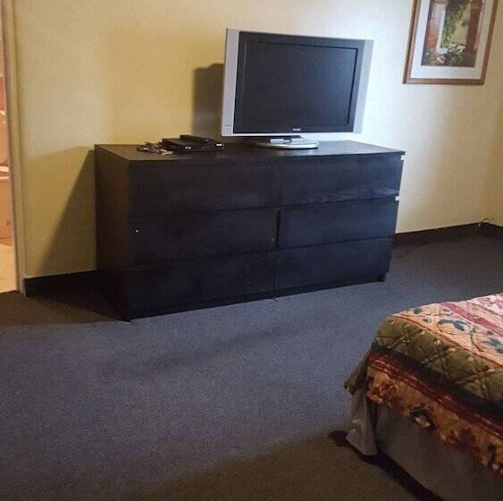 فندق Hub City Inn