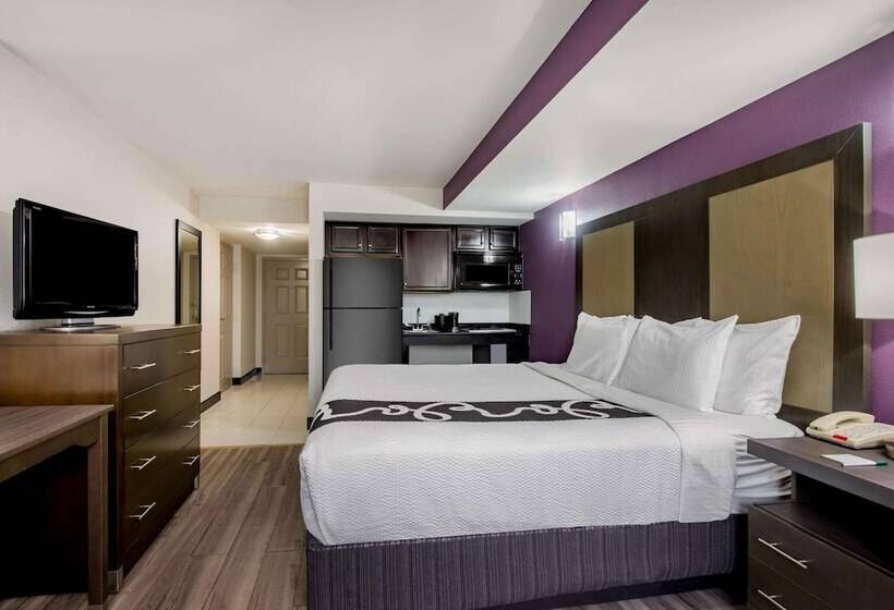 호텔 La Quinta Inn By Wyndham West Long Branch
