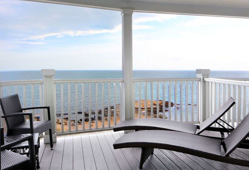 فندق Madison Beach