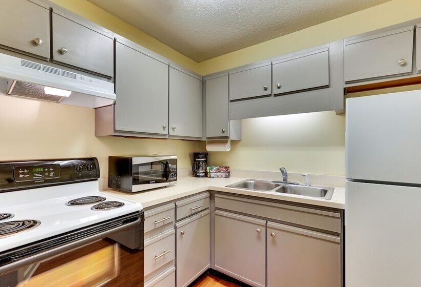 فندق Mariners Suites   Kingsland