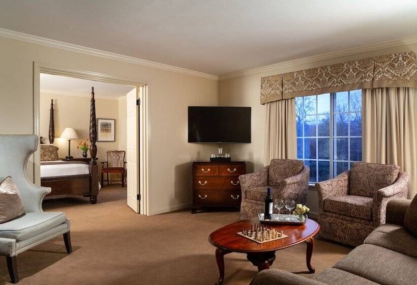 فندق Meadowbrook Inn