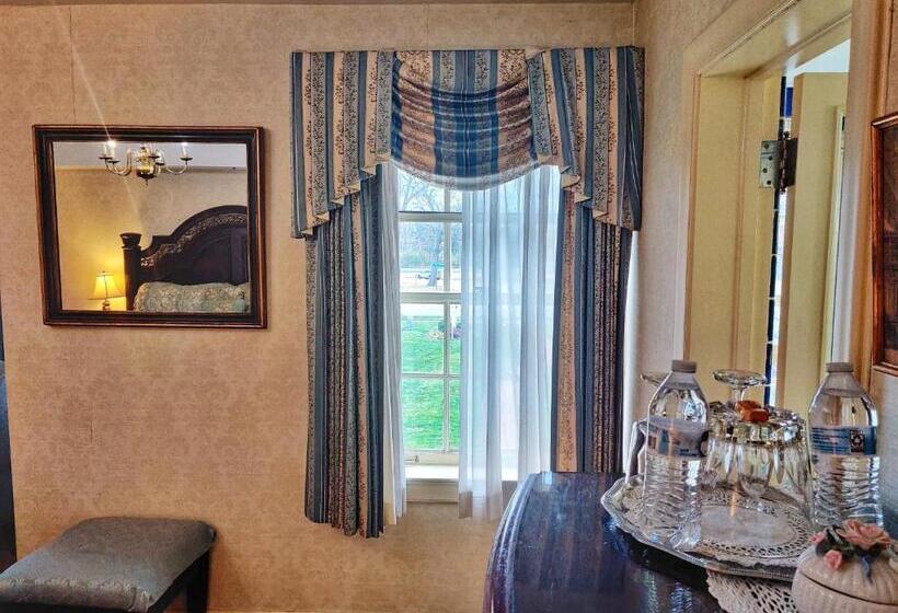 Отель Montague Inn Bed & Breakfast