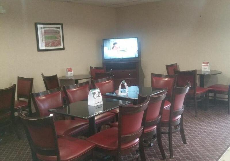 فندق Quality Inn Grove City  Columbus South