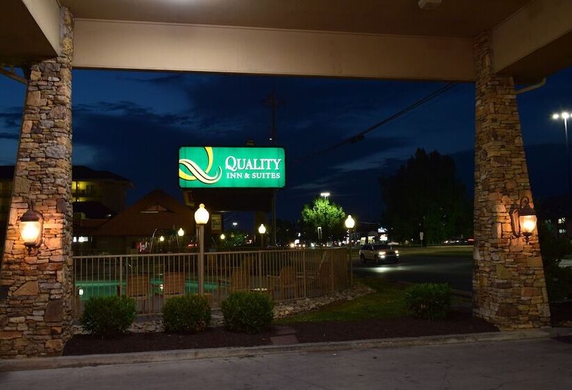 Hotel Quality Inn & Suites At Dollywood Lane