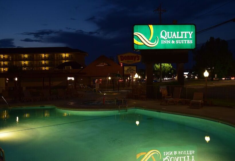 Hotel Quality Inn & Suites At Dollywood Lane