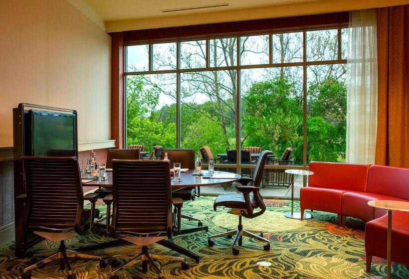 Meadowview Marriott Conference Resort And Convention Center