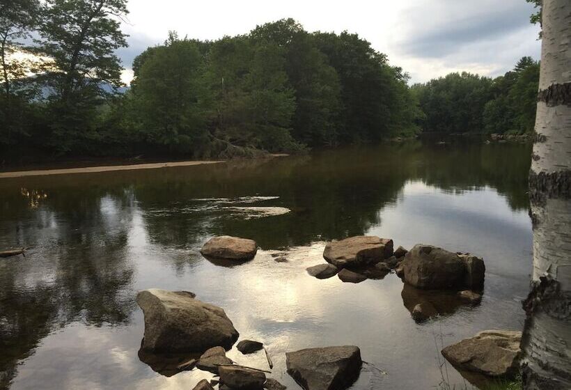 استراحتگاه Merrill Farm Inn