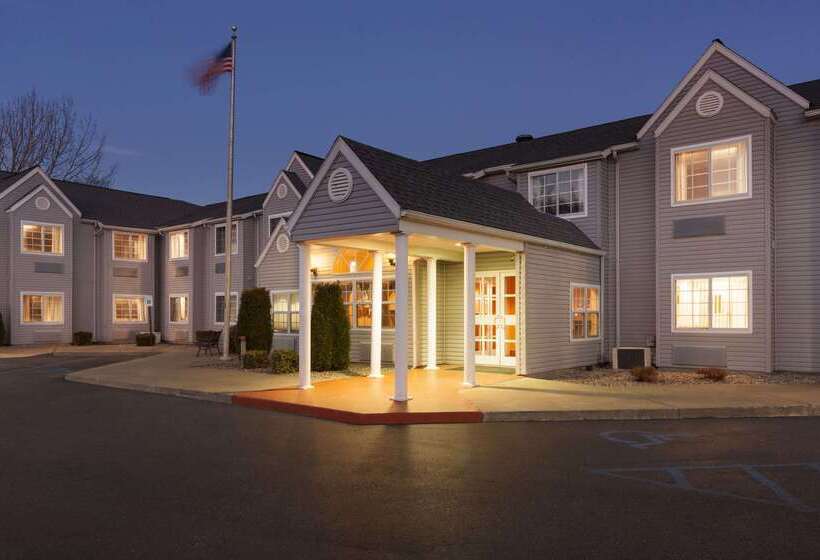 Microtel Inn By Wyndham Albany Airport