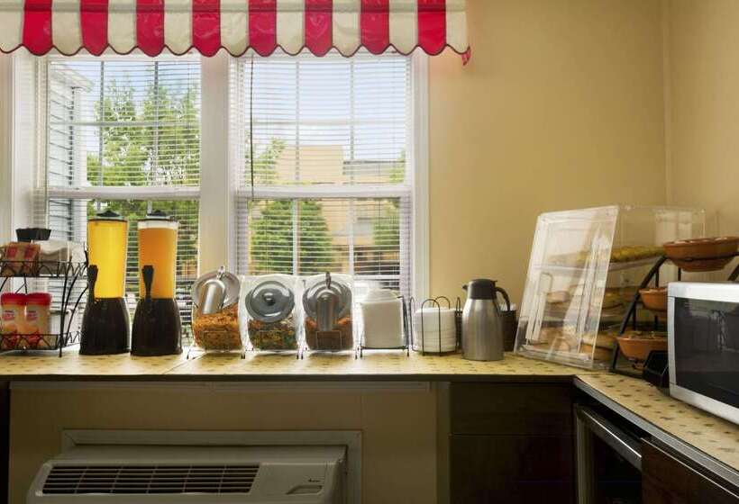 Microtel Inn & Suites By Wyndham Columbia Fort Jackson N