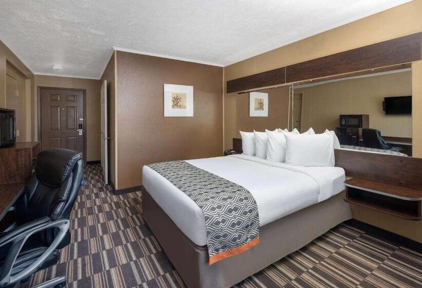 Microtel Inn & Suites By Wyndham Columbia Two Notch Rd Area