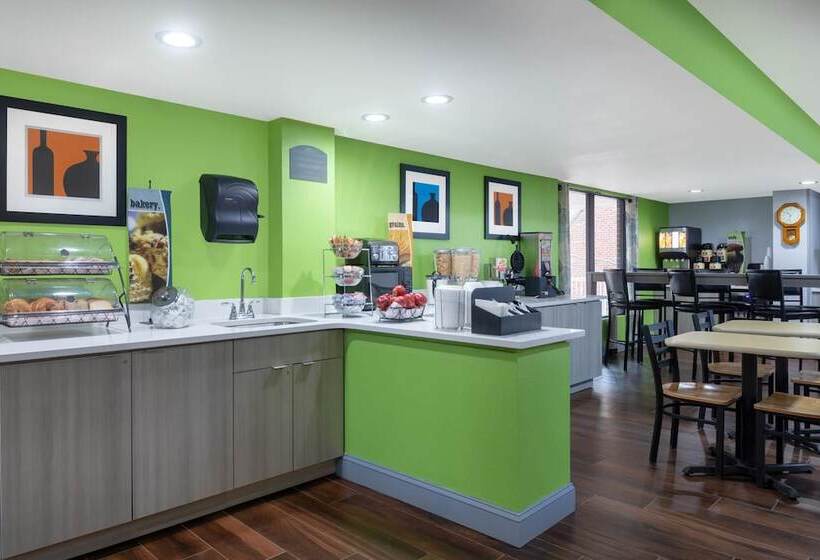 Microtel Inn By Wyndham Lake Norman