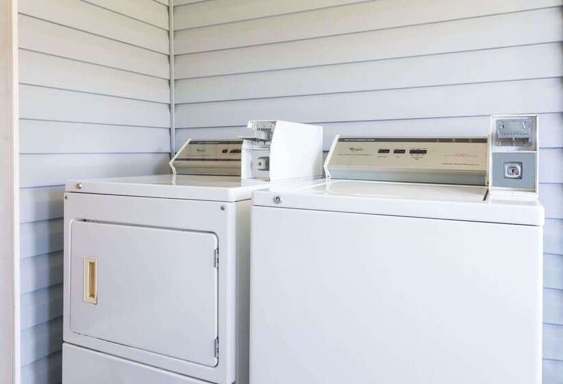 Microtel Inn & Suites Cottondale