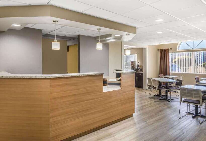 Microtel Inn & Suites By Wyndham Florence