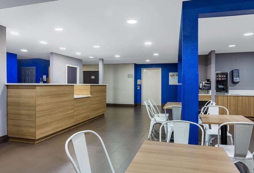 Microtel Inn & Suites By Wyndham Matthews/charlotte