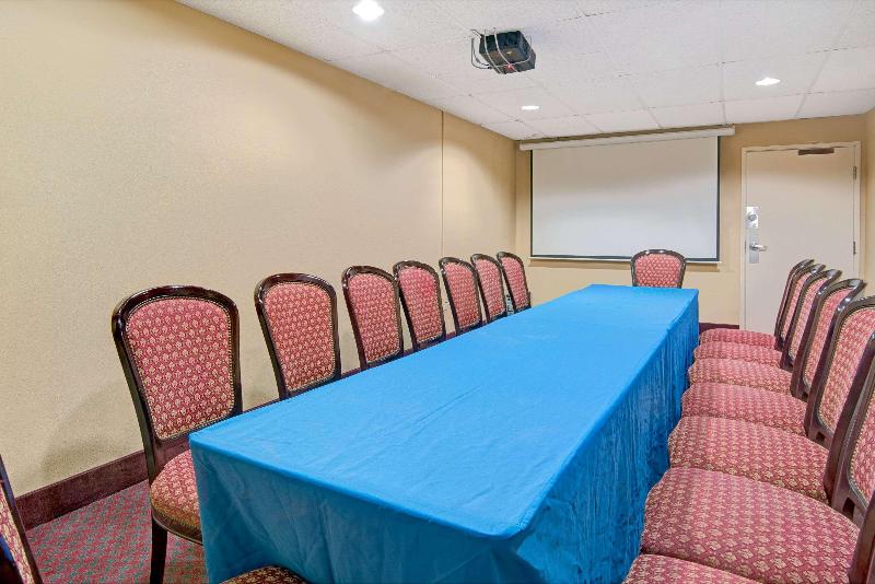 Microtel Inn & Suites By Wyndham Raleigh