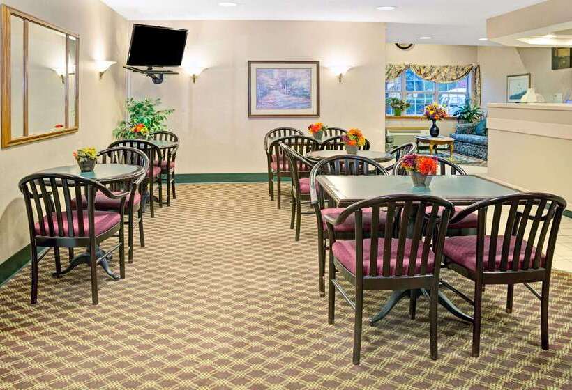 Microtel Inn & Suites By Wyndham Raleigh Durham Airport