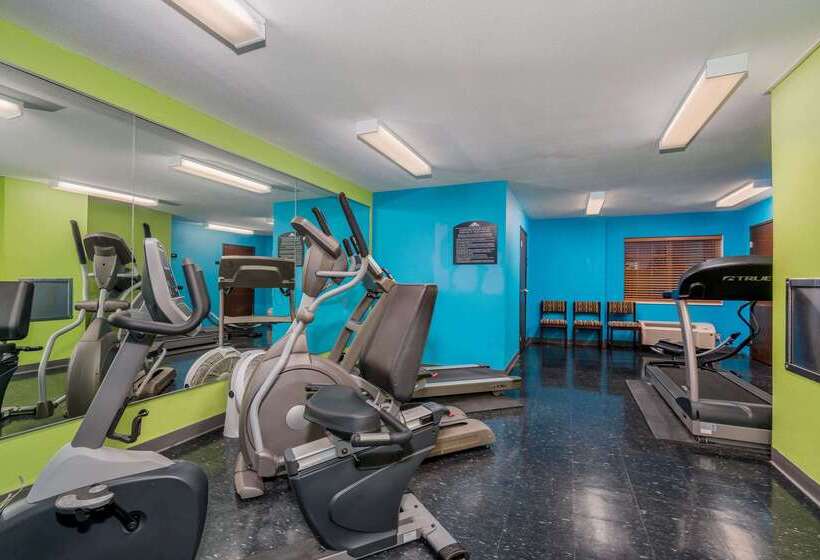 Microtel Inn & Suites By Wyndham Rochester North Mayo Clinic