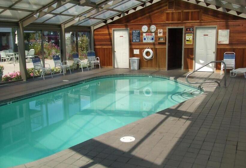 مُتل Mariner Resort