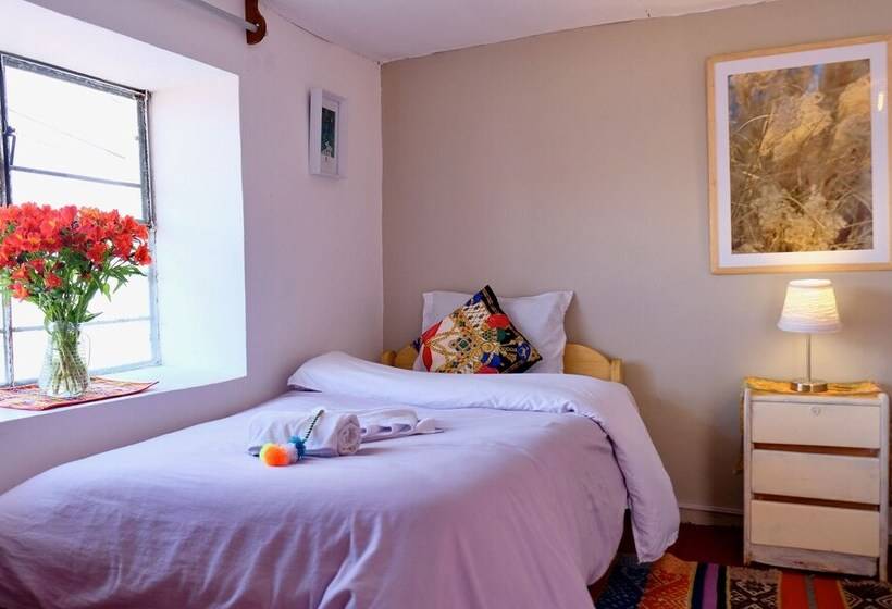 تختخواب و صبحانه Native Soul Guesthouse