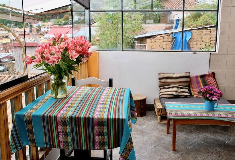 تختخواب و صبحانه Native Soul Guesthouse