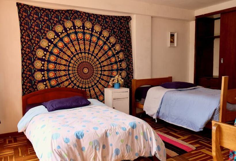 تختخواب و صبحانه Native Soul Guesthouse