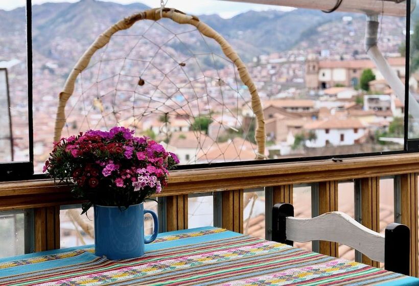 تختخواب و صبحانه Native Soul Guesthouse