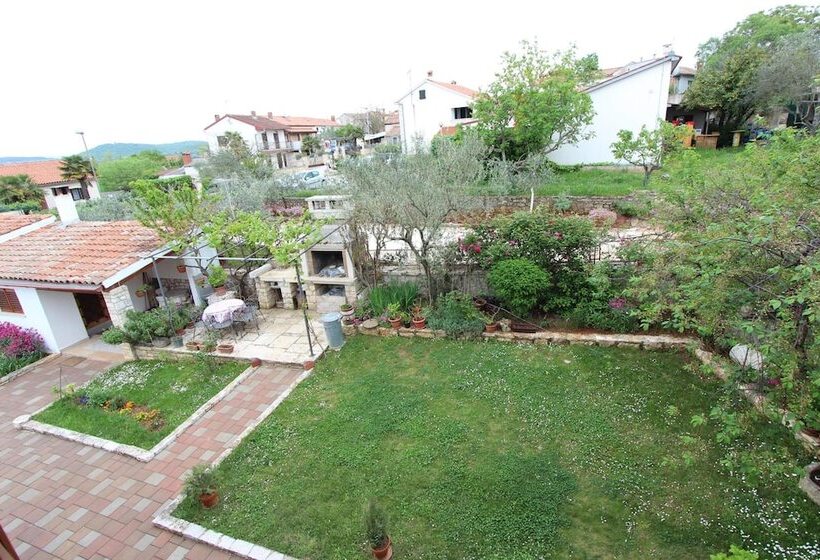 بنسيون Guest House Liliana