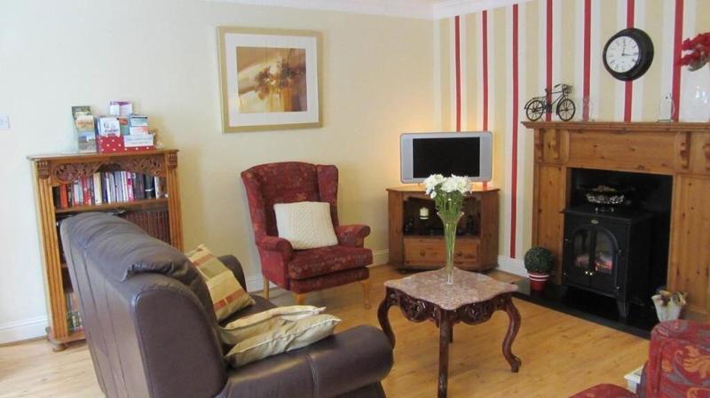 بنسيون Kennys Guest House