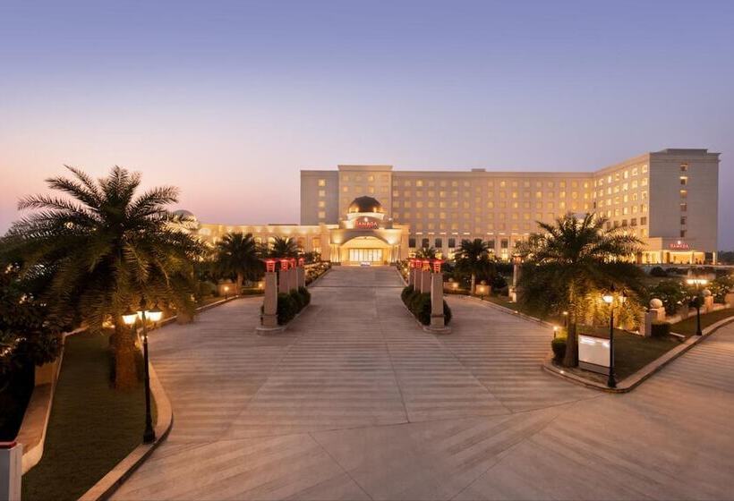هتل Ramada Plaza By Wyndham Lucknow