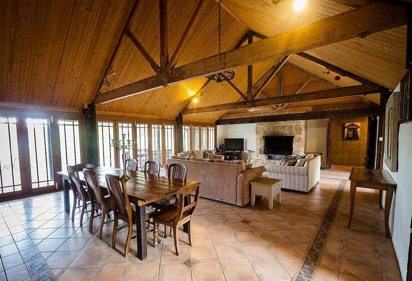 Peppers Creek Accommodation