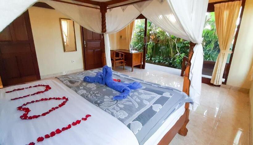 Ubud Batik Villa