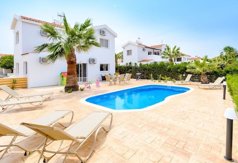 Villa Zoe