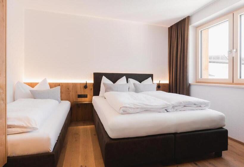 هتل Alpina&more Apartments I Zimmer