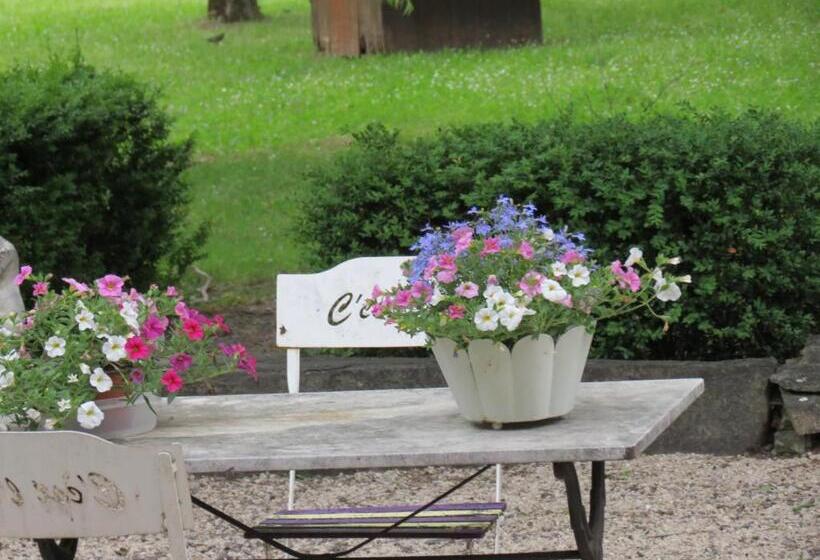 مبيت وإفطار Le Jardin Chambre D Hotes