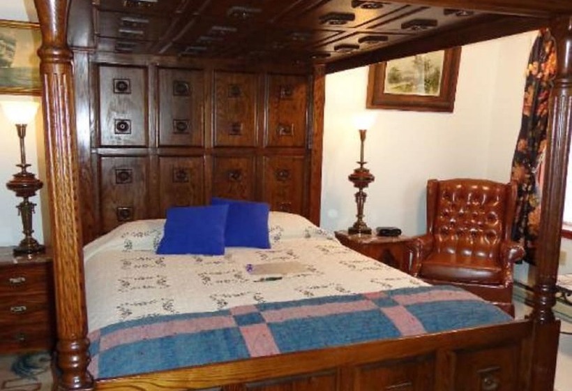 مبيت وإفطار Old Winterport Commercial House