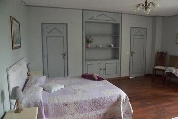 Le Clos Des Cedres B&b