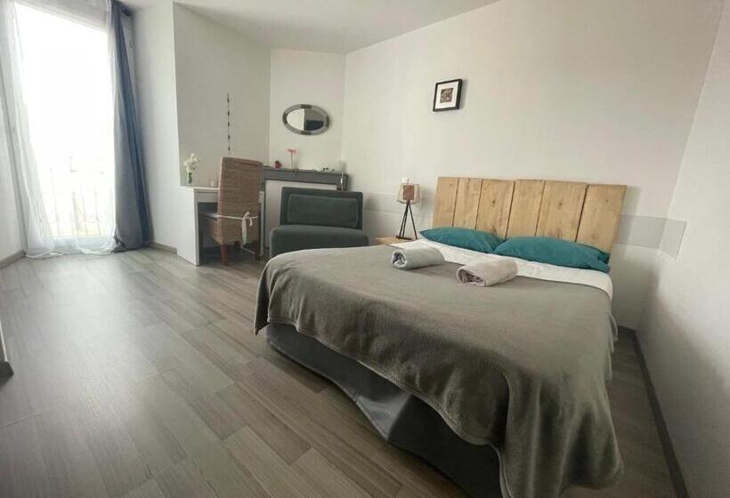 膳宿费 Gîte:sur Le Chemin